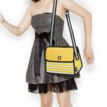 Stripe 2D Shoulder Bag – Trendy And Adjustable - Image 3